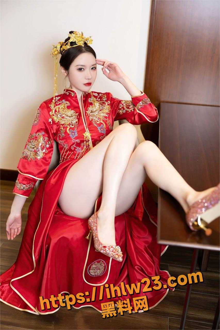 853X1280