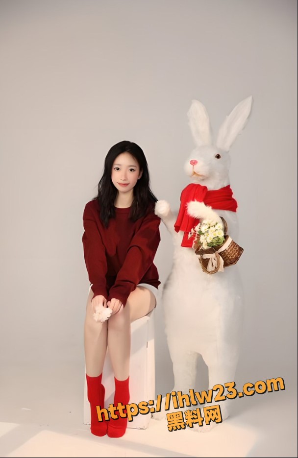 608X935