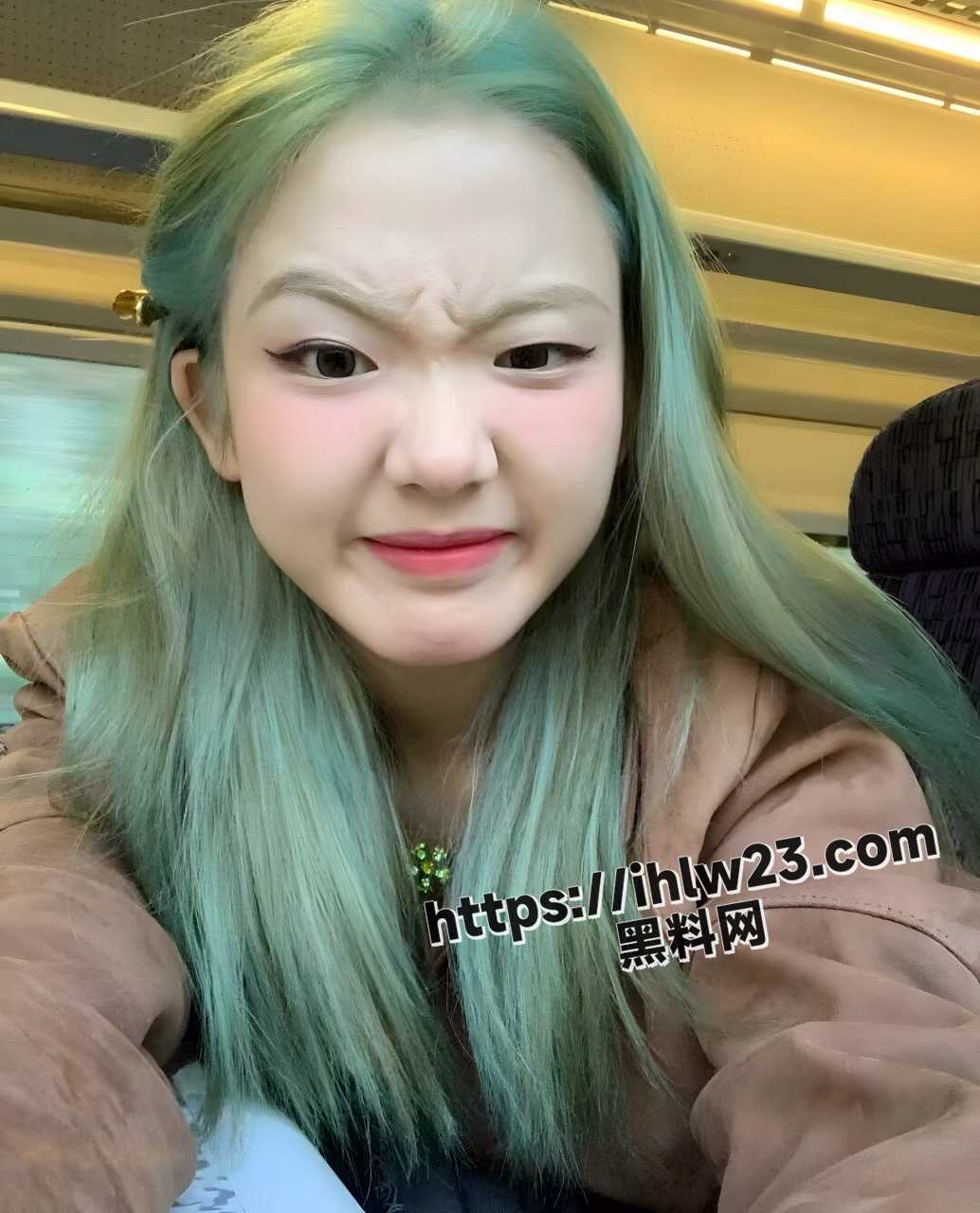 1034X1280