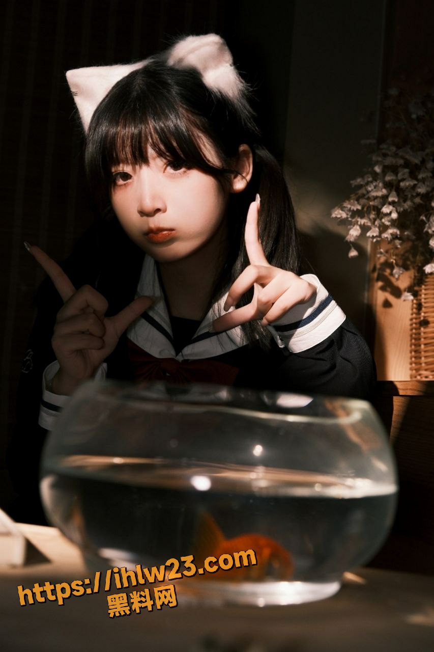 853X1280