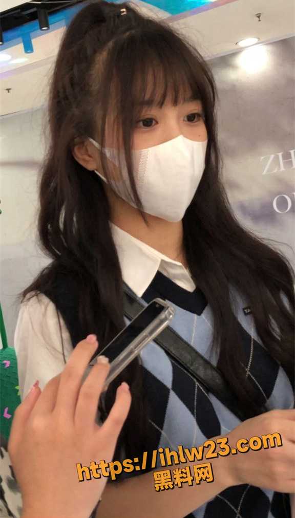 576X1012