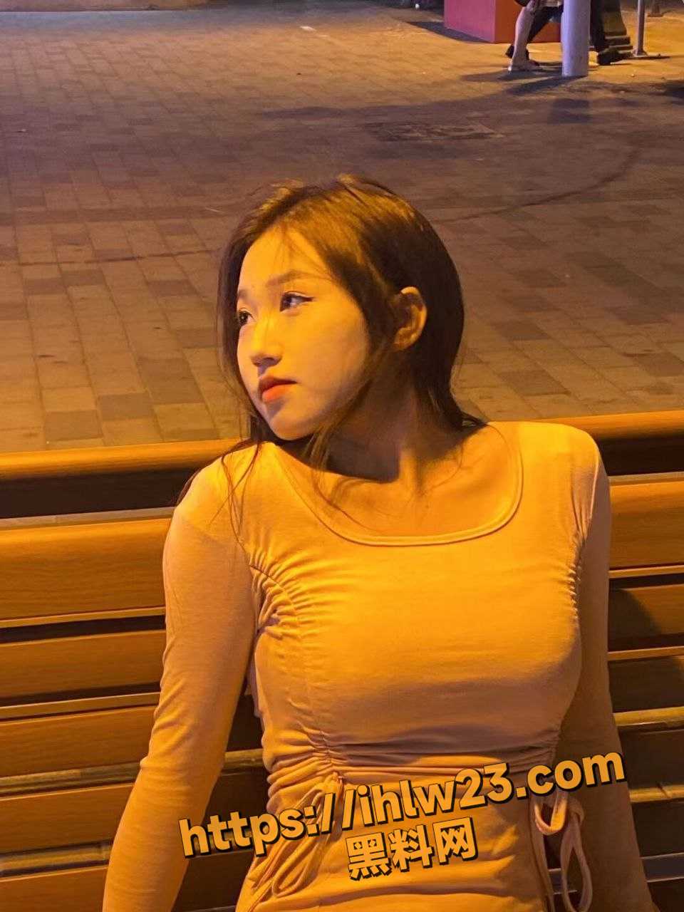 960X1280