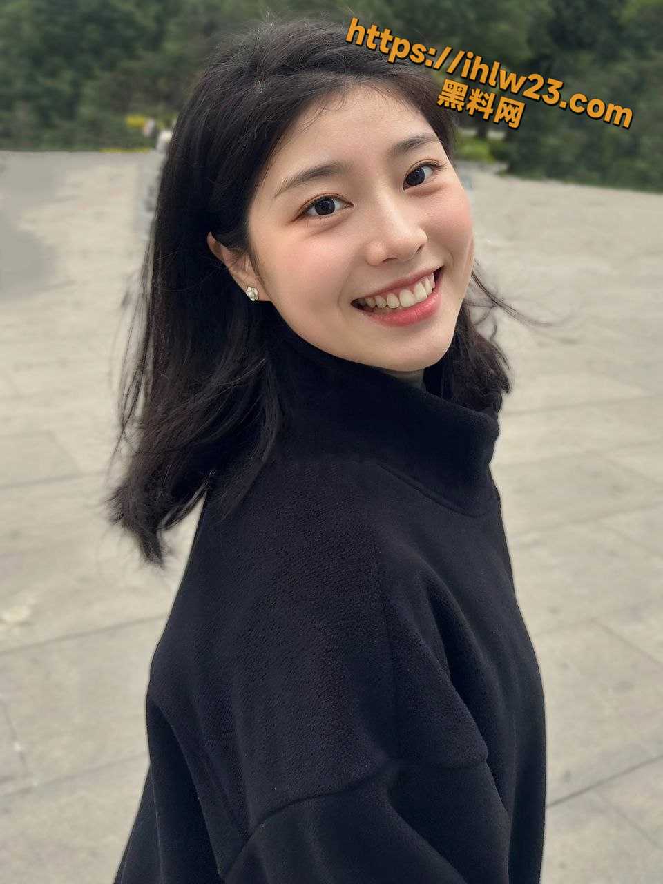 960X1280