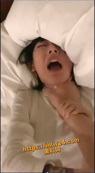 370X669