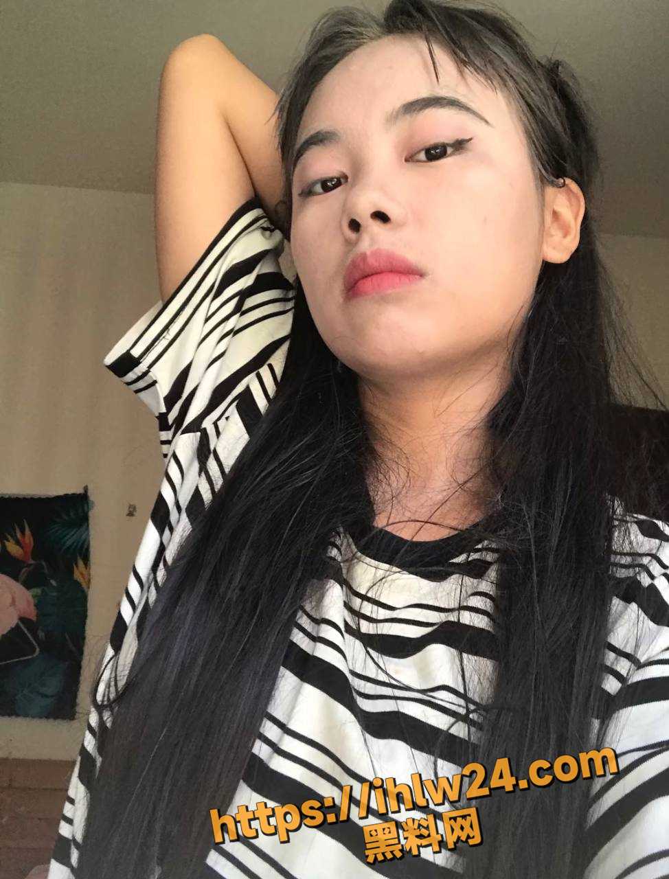 974X1280