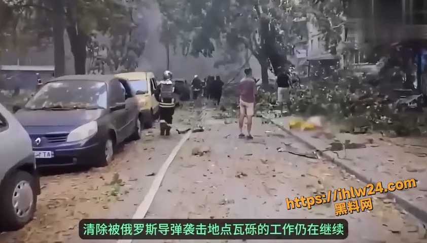842X479