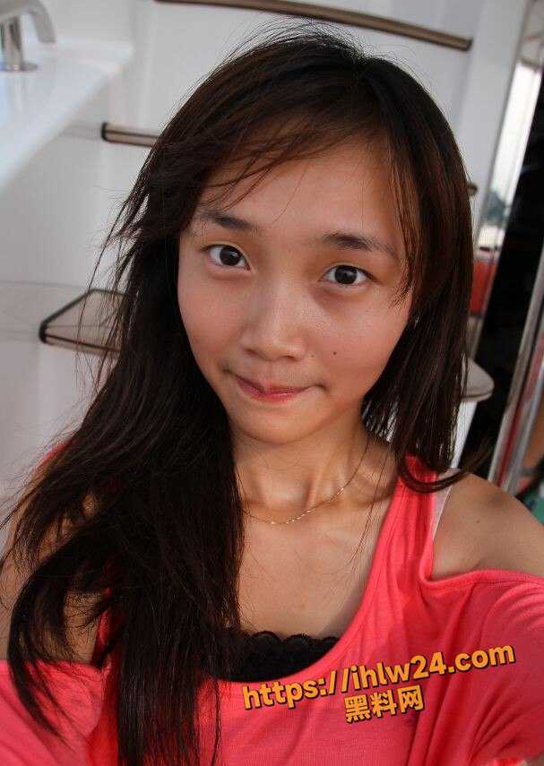 607X855