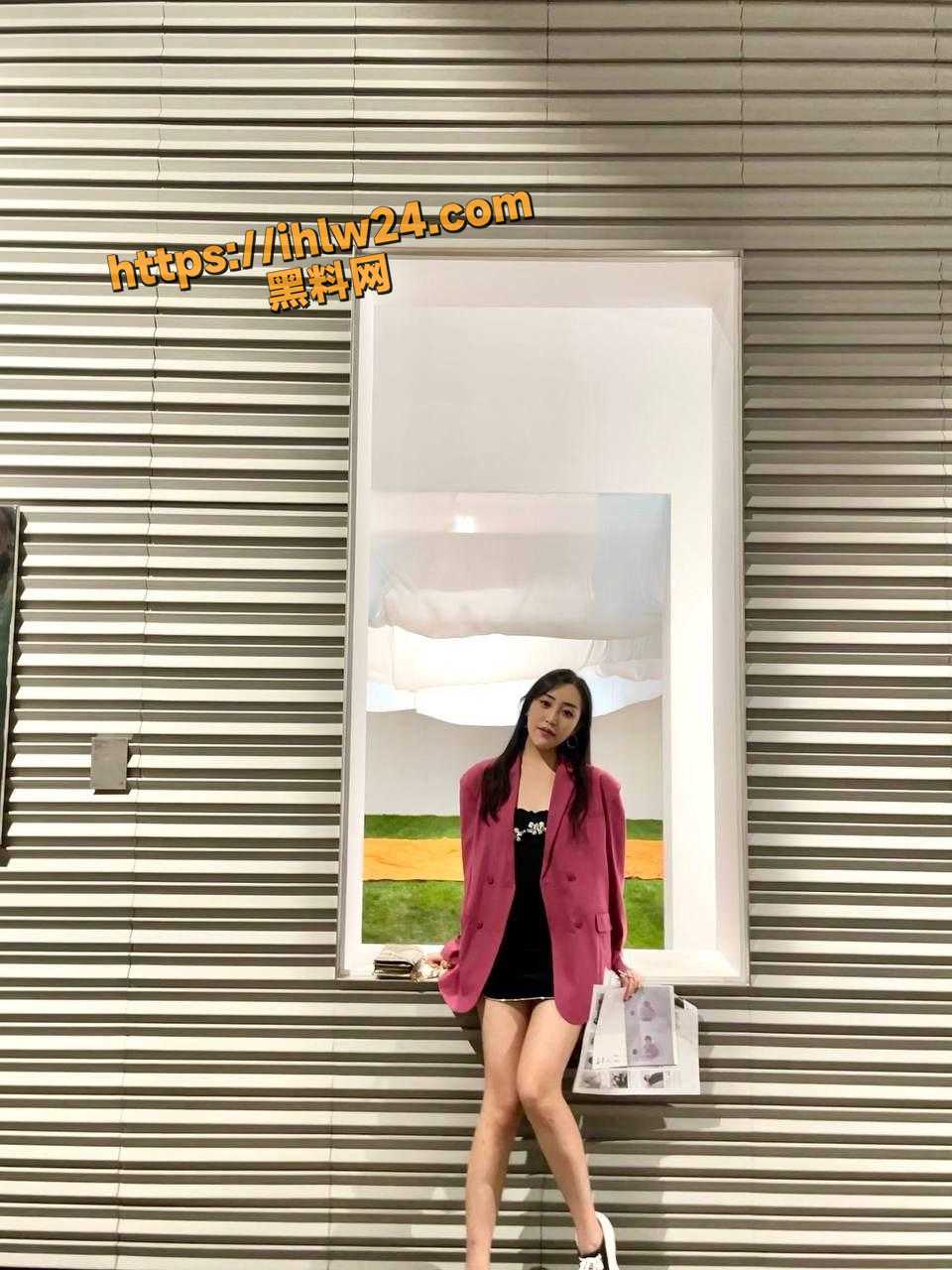 960X1280