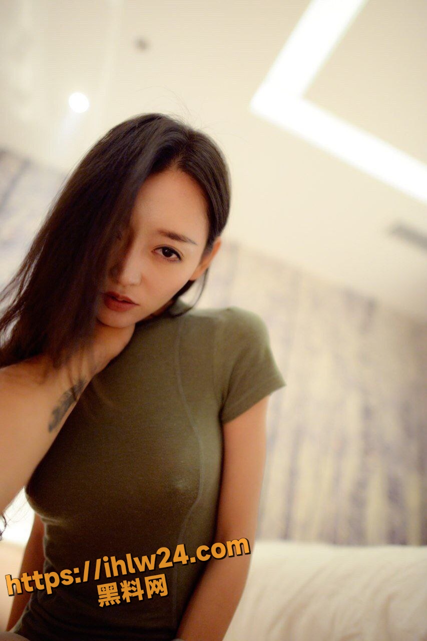 853X1280