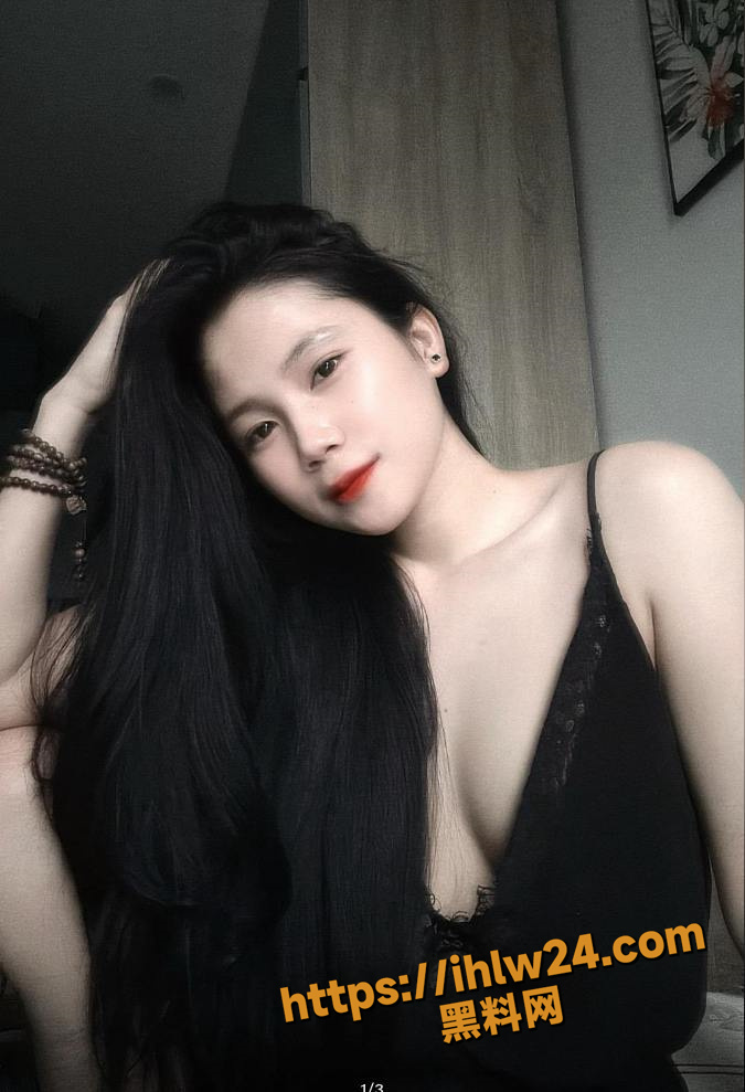 675X989