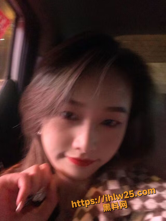 640X852