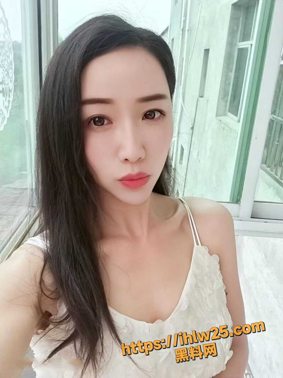 960X1280