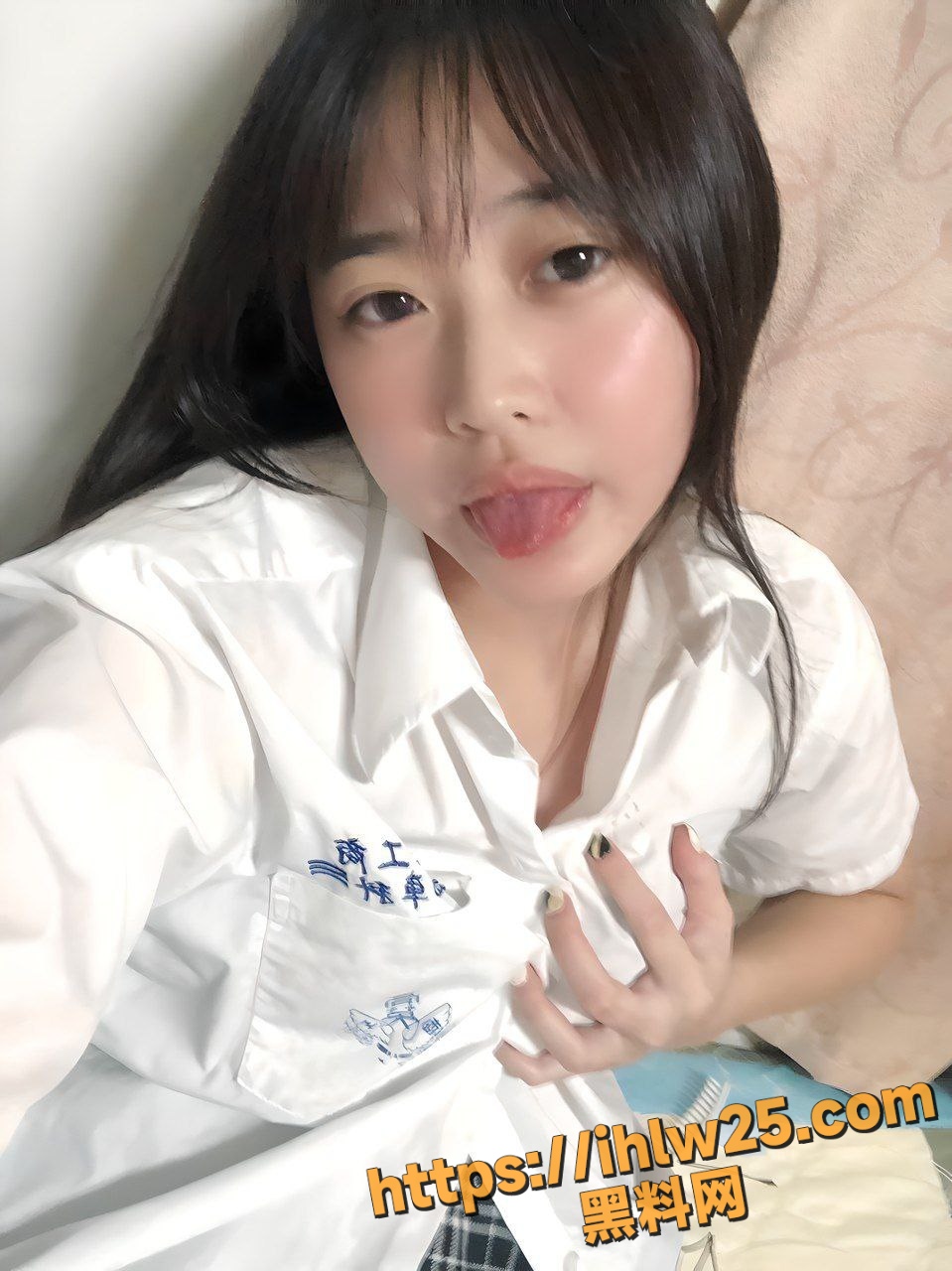 959X1280