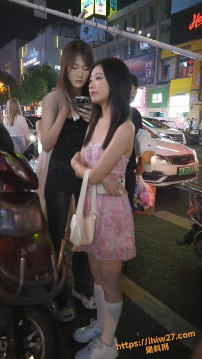 405X720