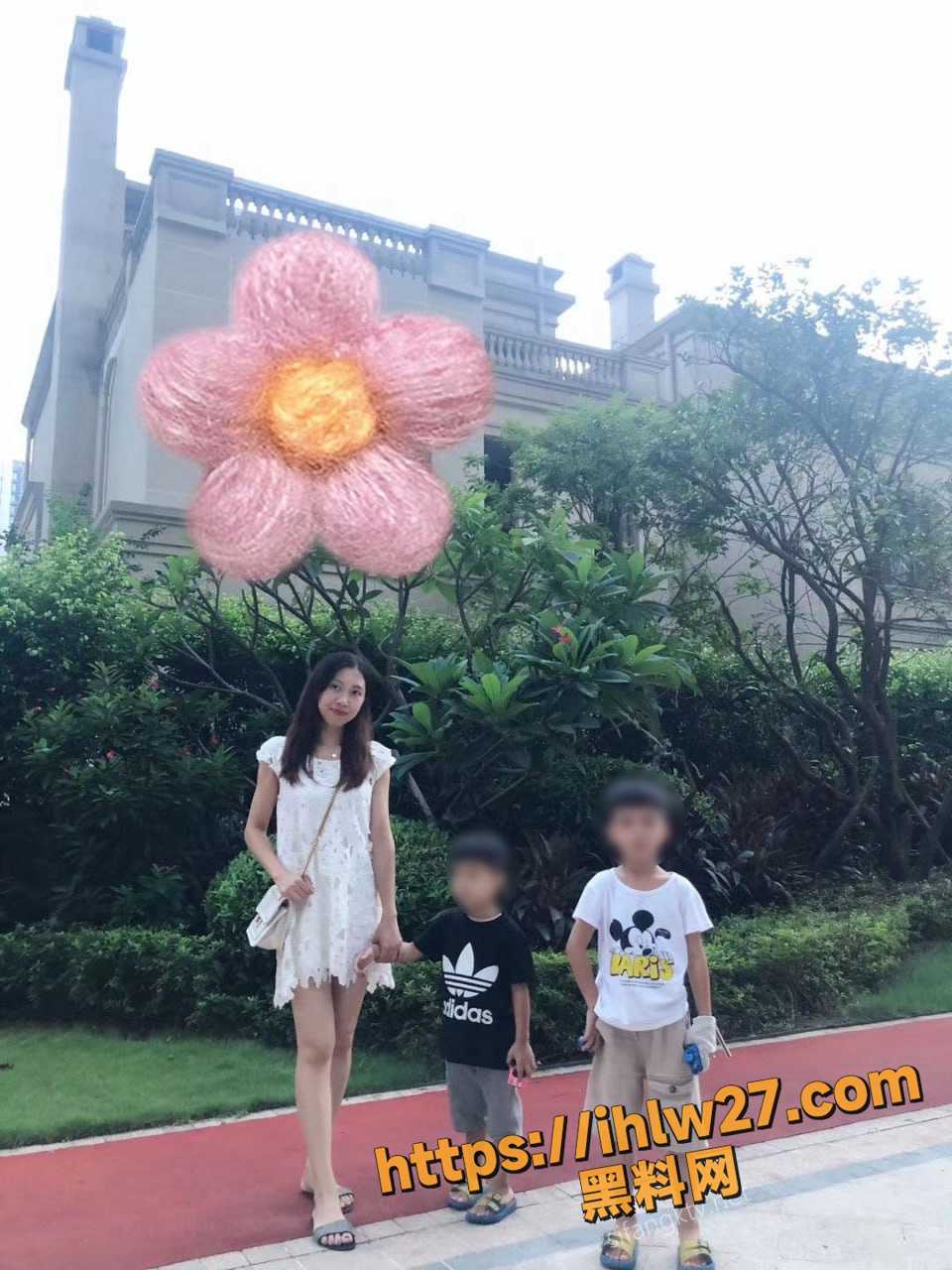 960X1280