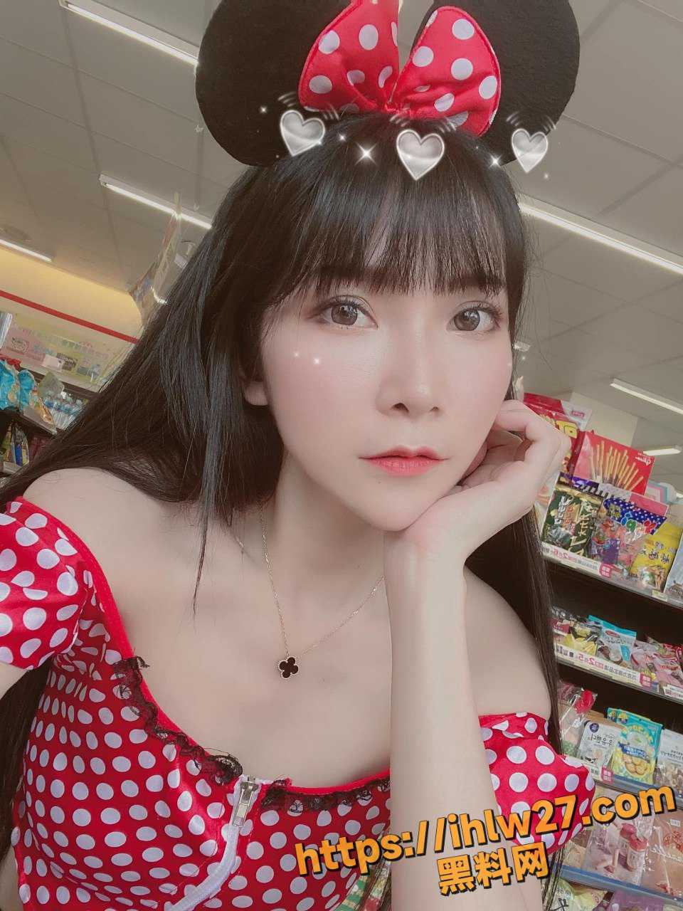 960X1280