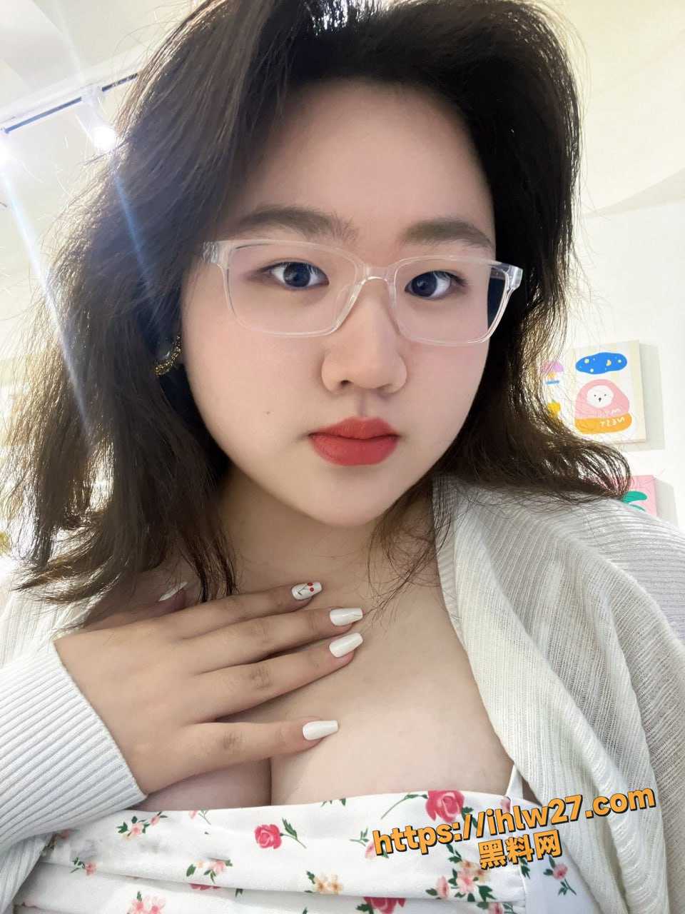 960X1280