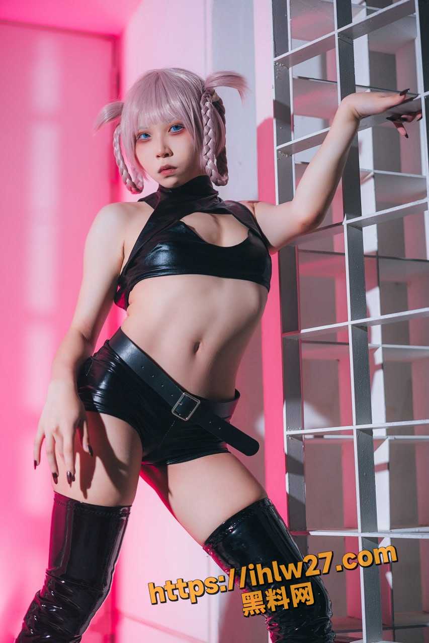 853X1280