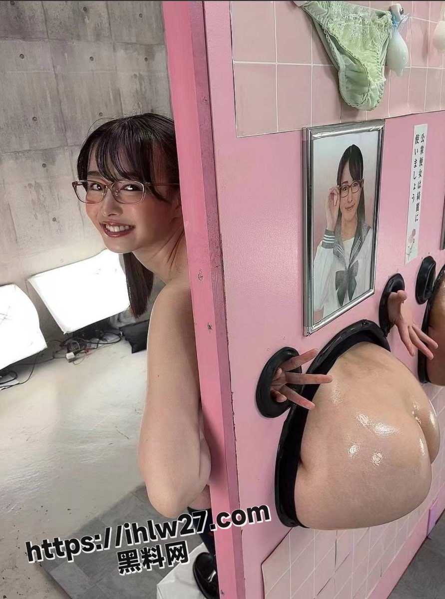 891X1200