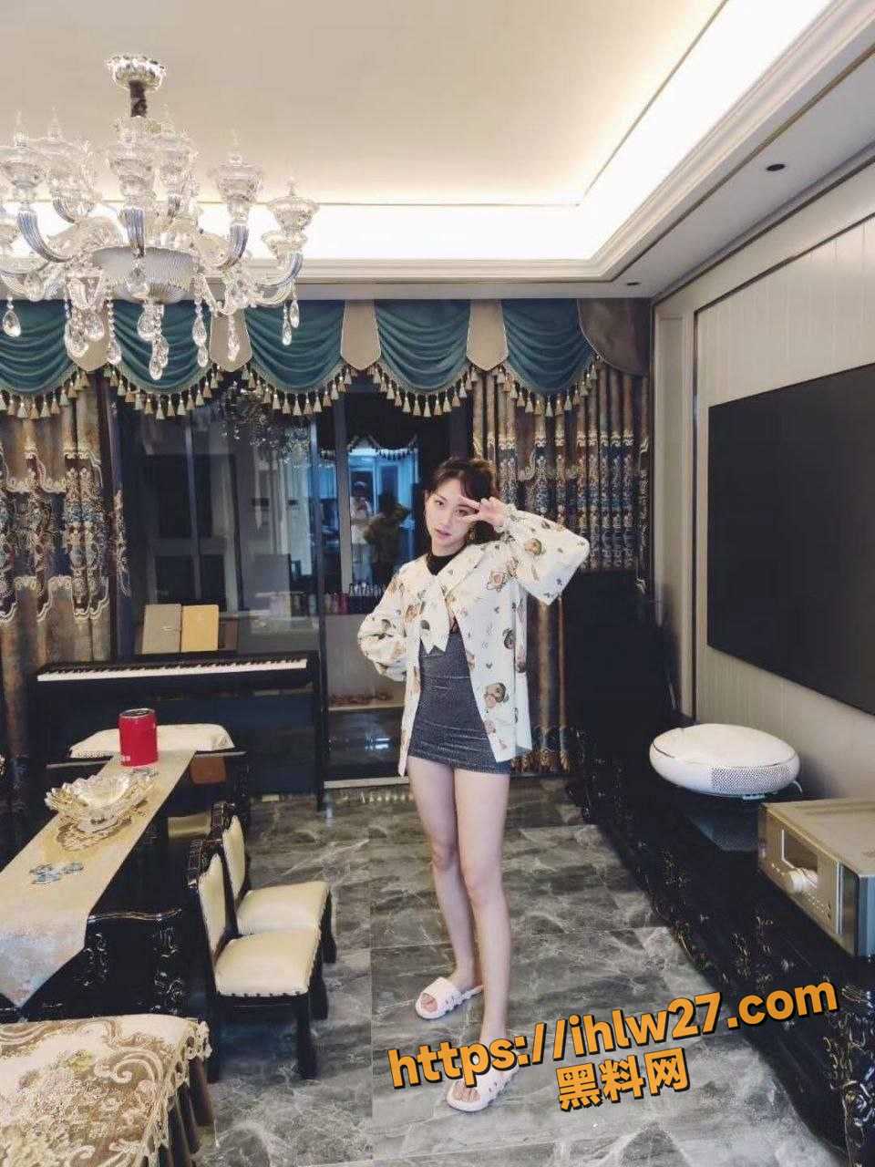 960X1280