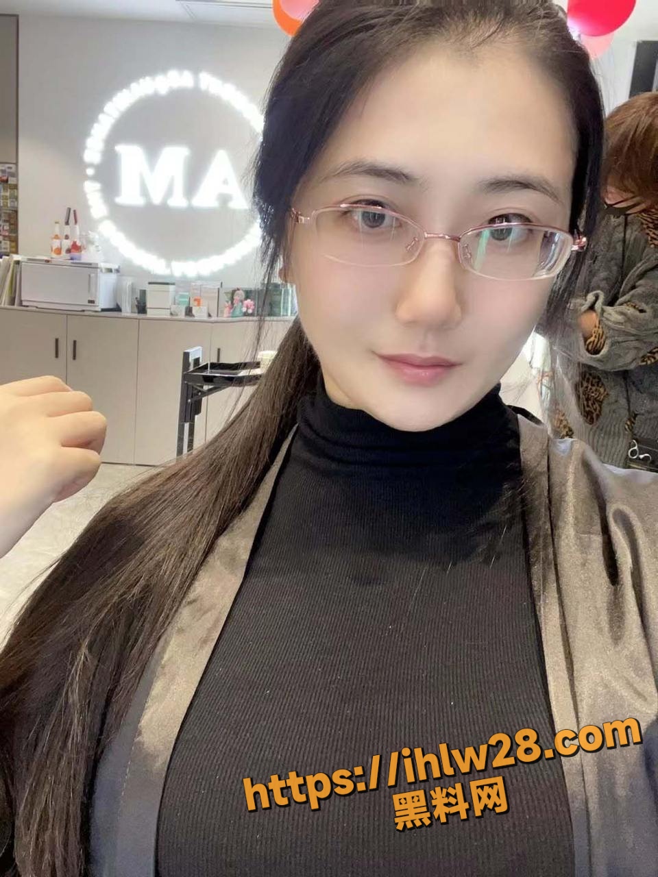960X1280