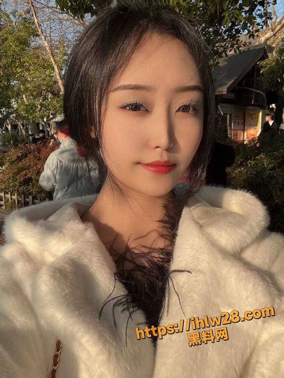 960X1280