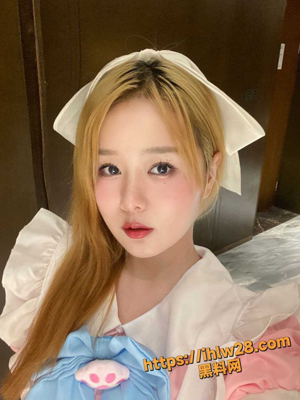 960X1280