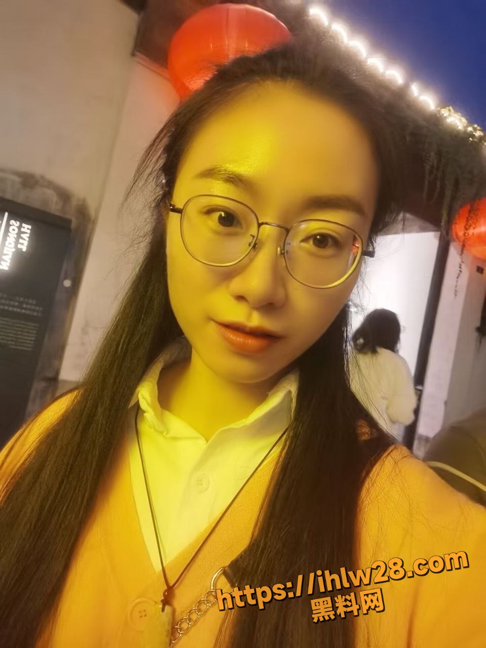 960X1280