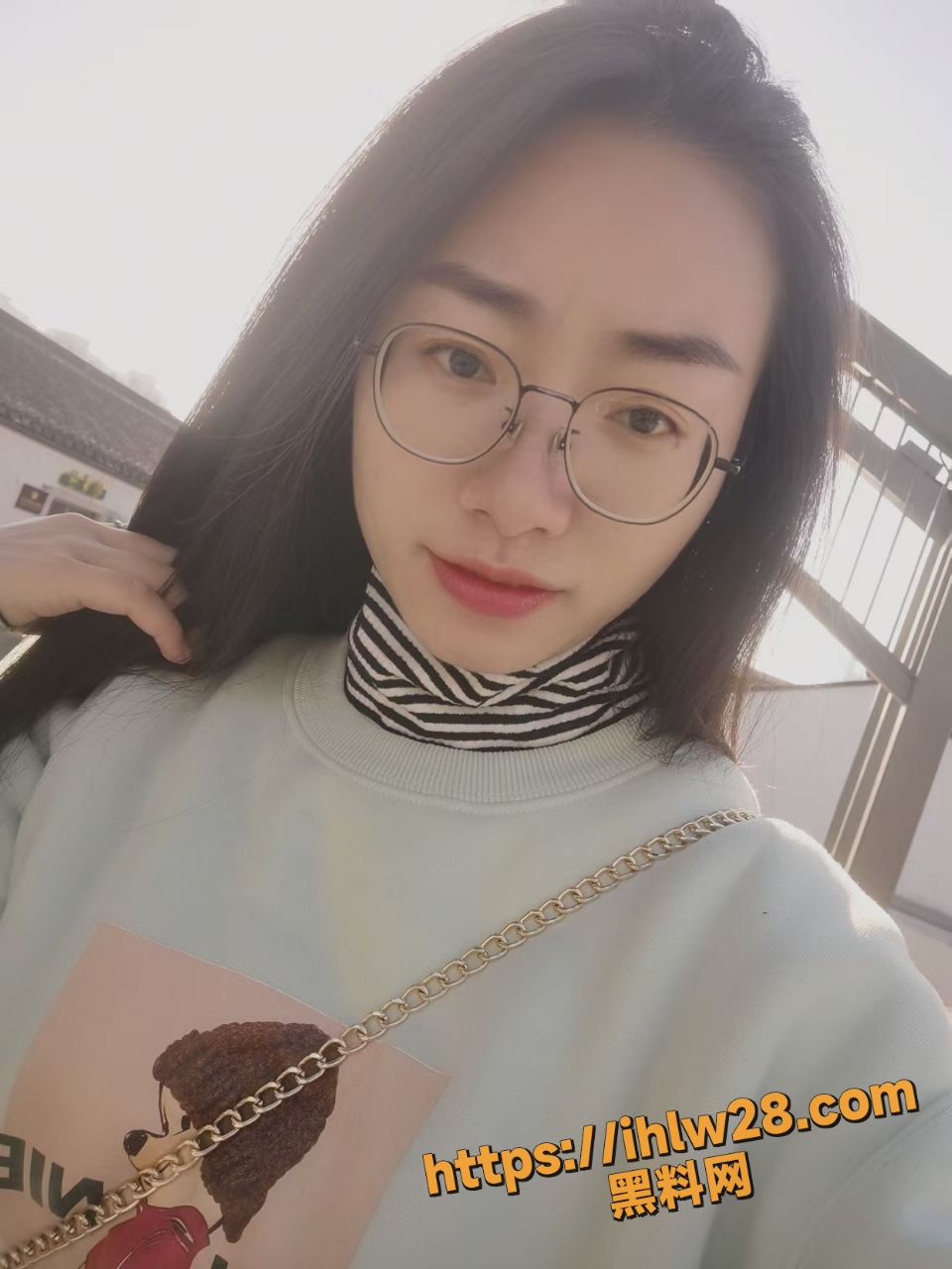 960X1280