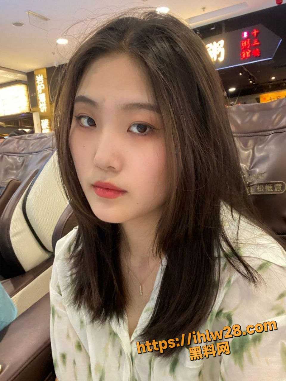 960X1280