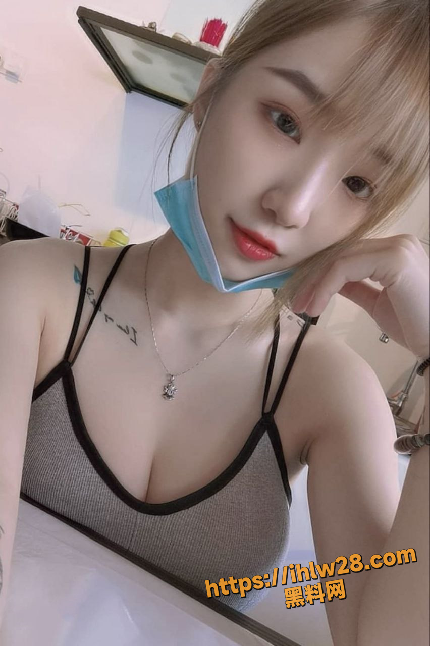 852X1280