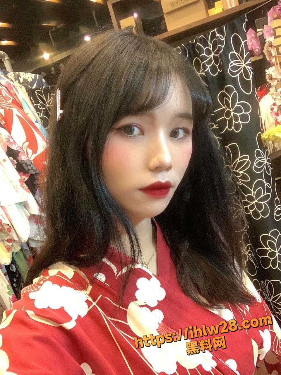 960X1280