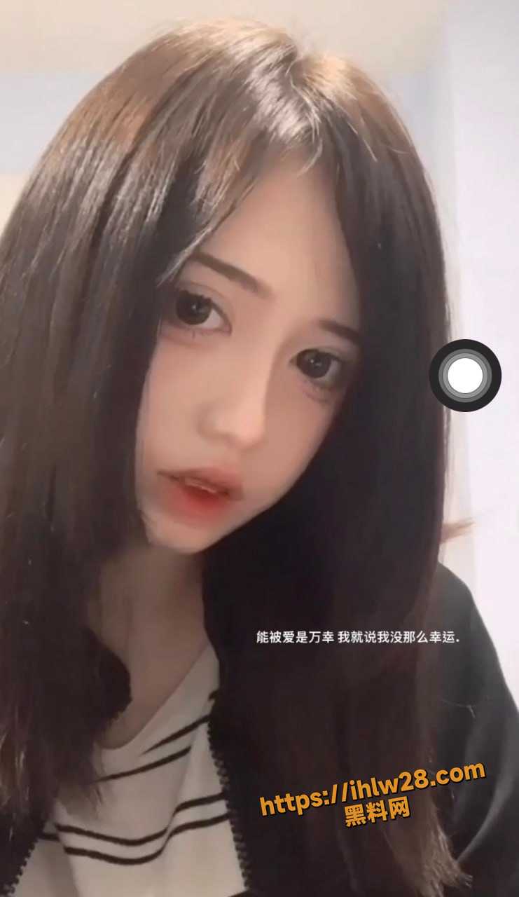 741X1280