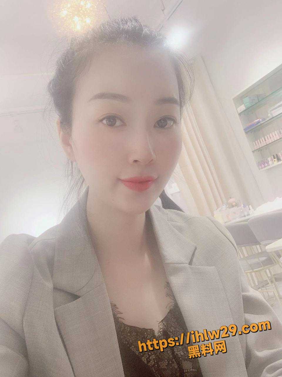 960X1280