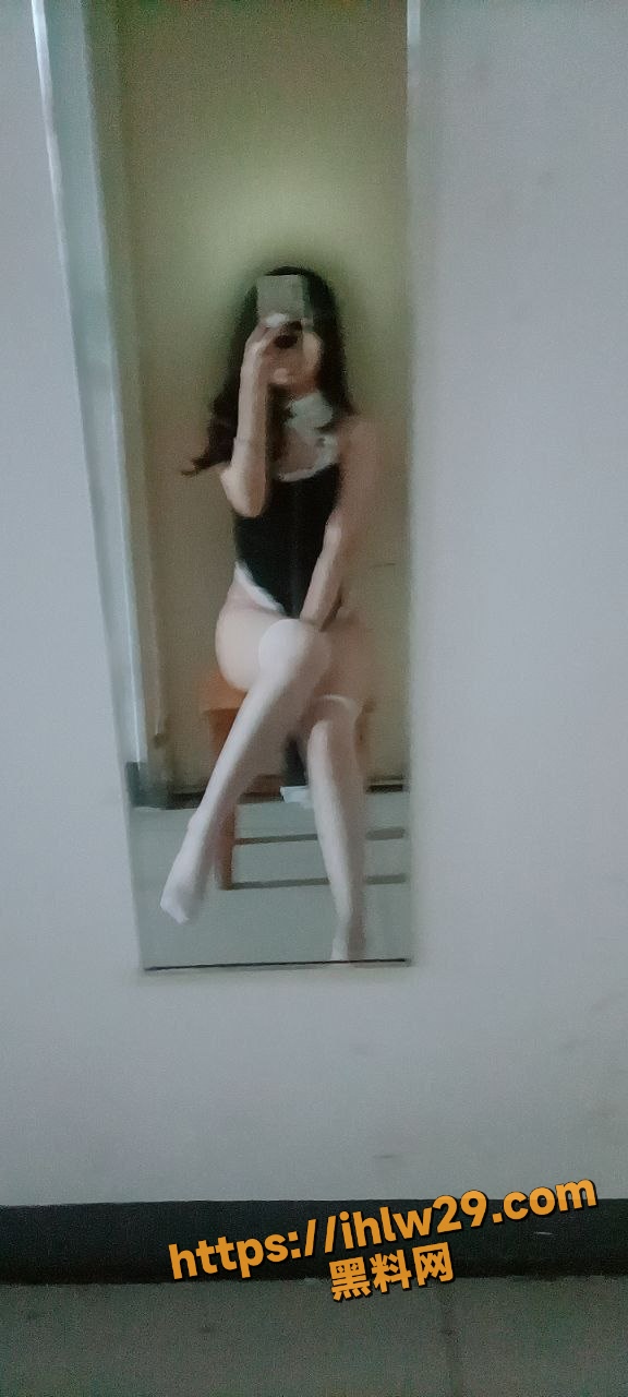 576X1280