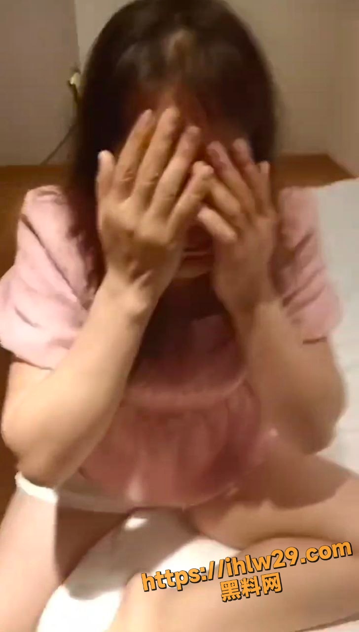 728X1280