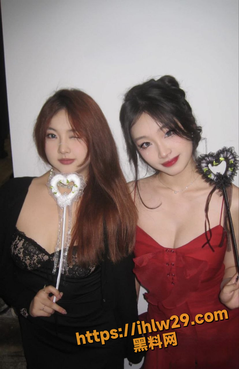 828X1280