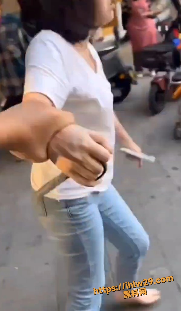 598X1030