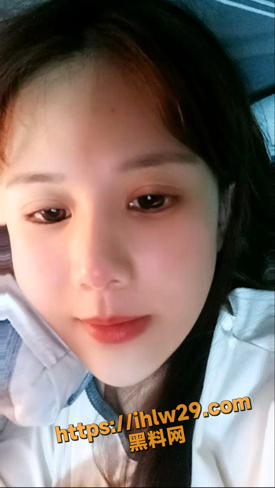 549X973