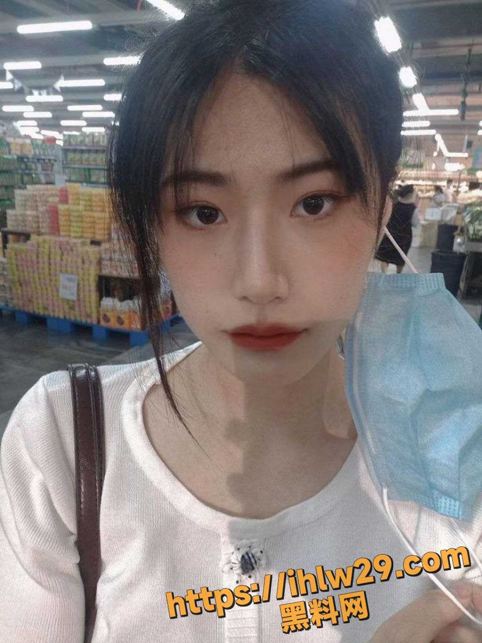 960X1280