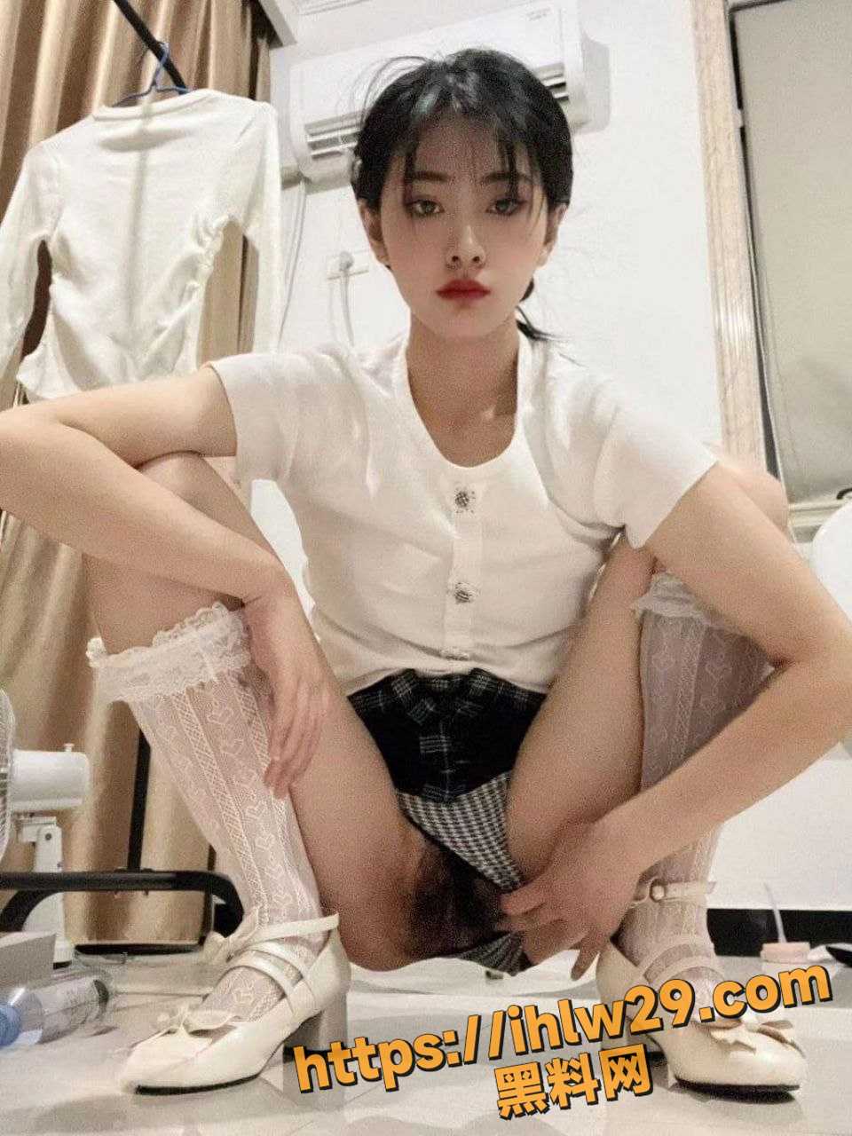 960X1280