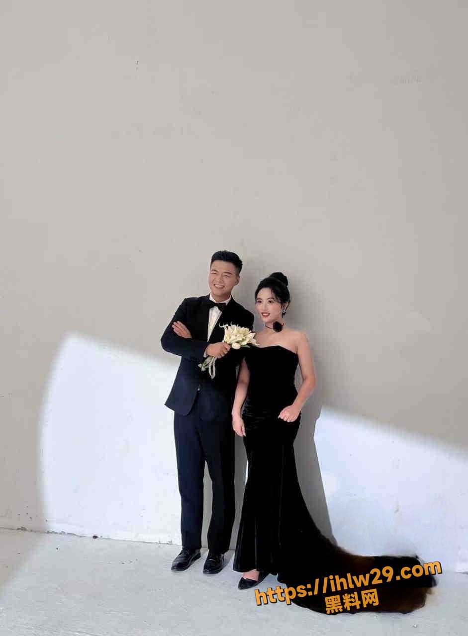 941X1280