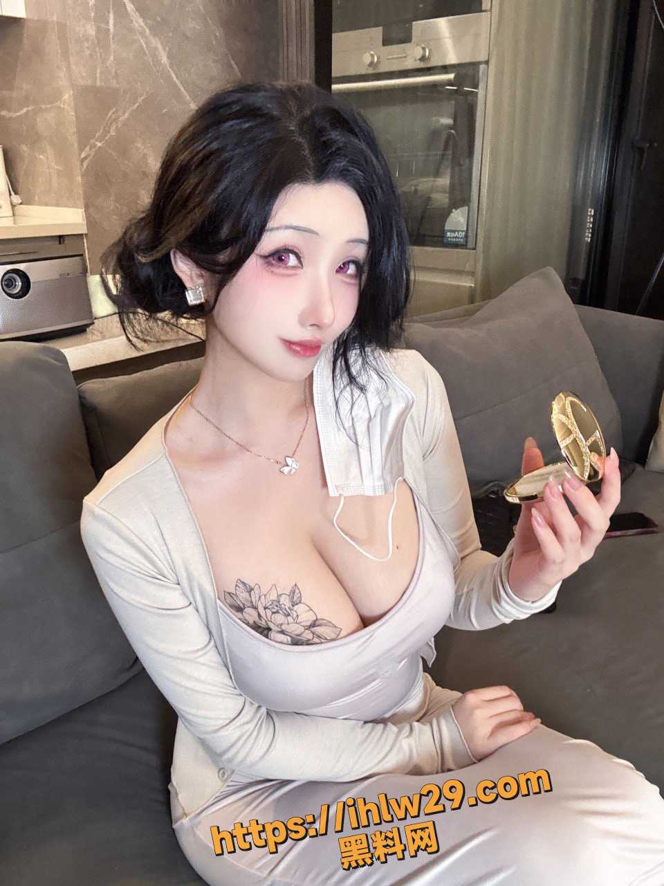 960X1280