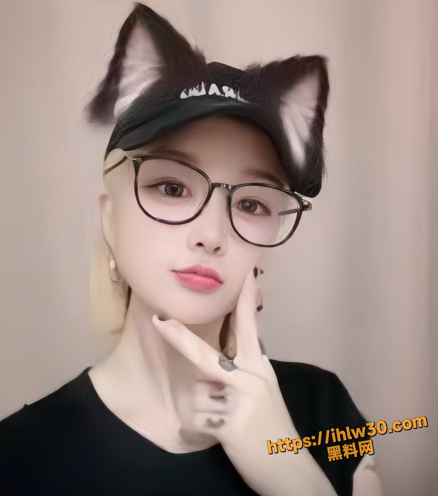 893X1012