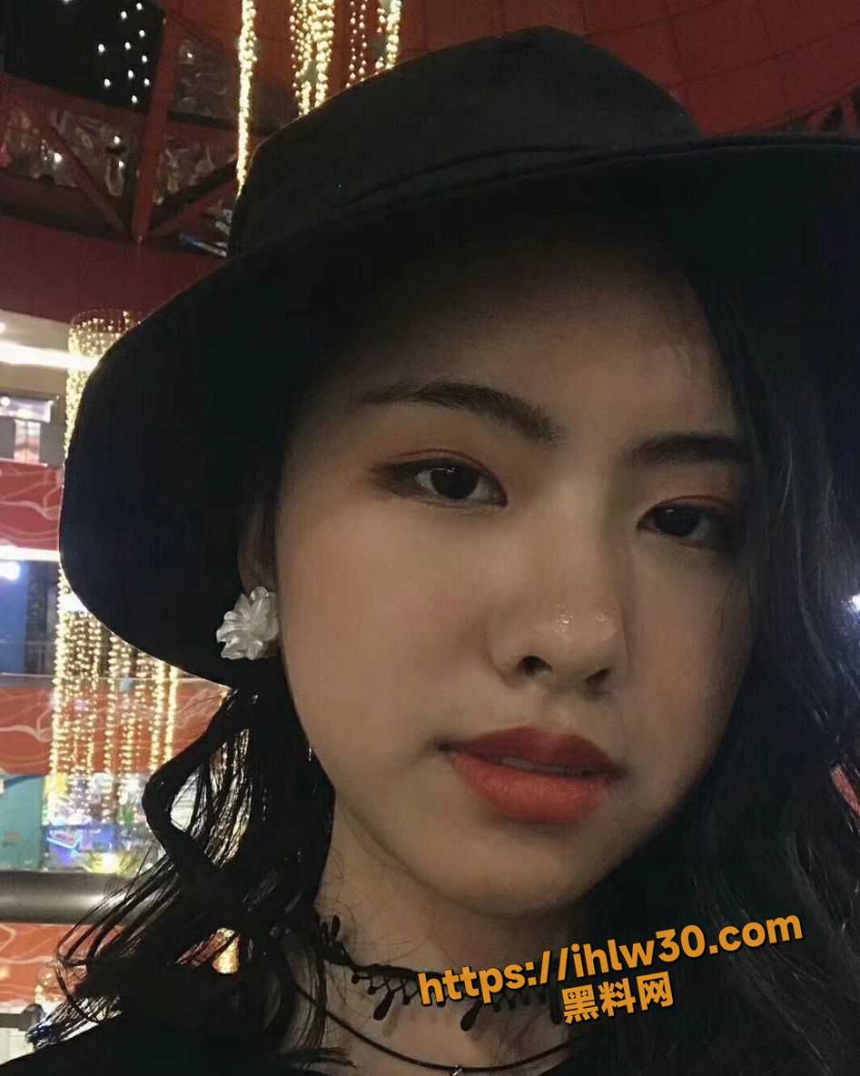 947X1185