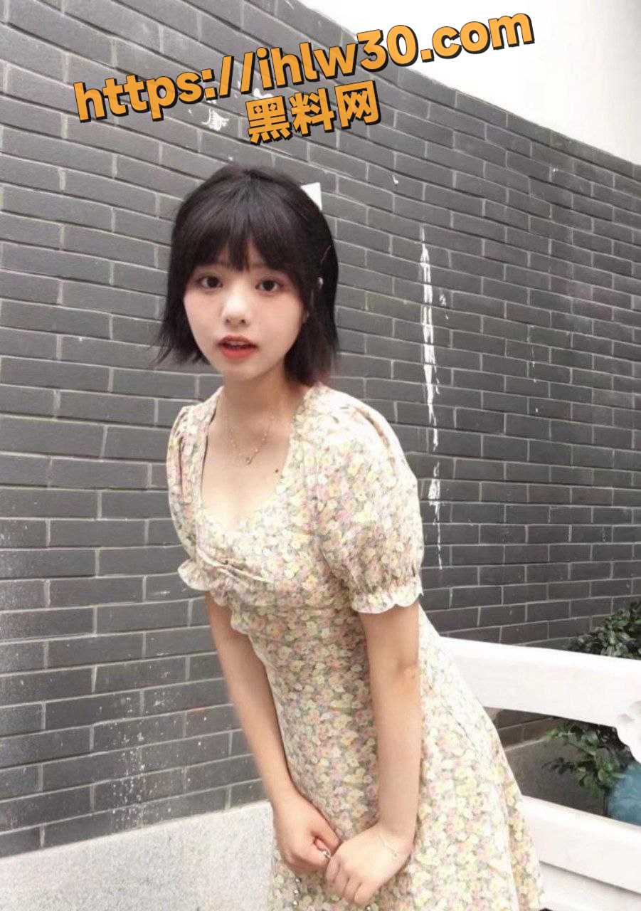 901X1280
