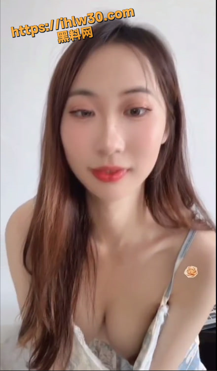 440X752