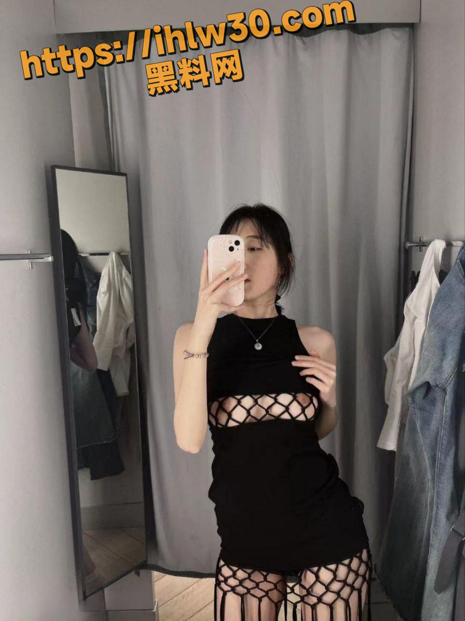 960X1280