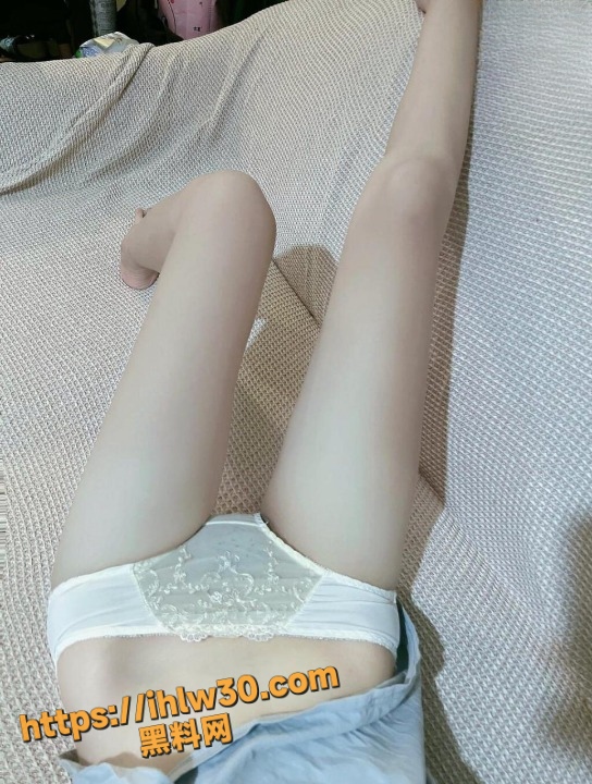 544X720