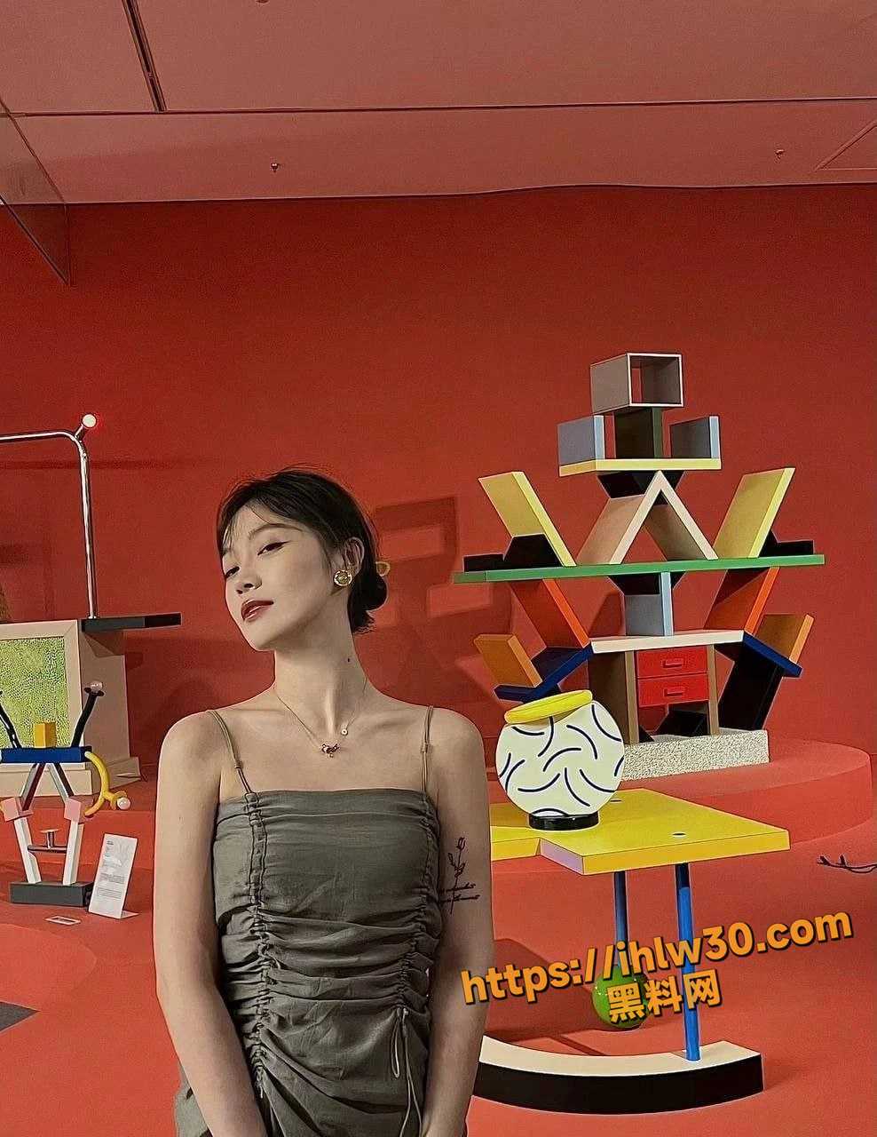 988X1280
